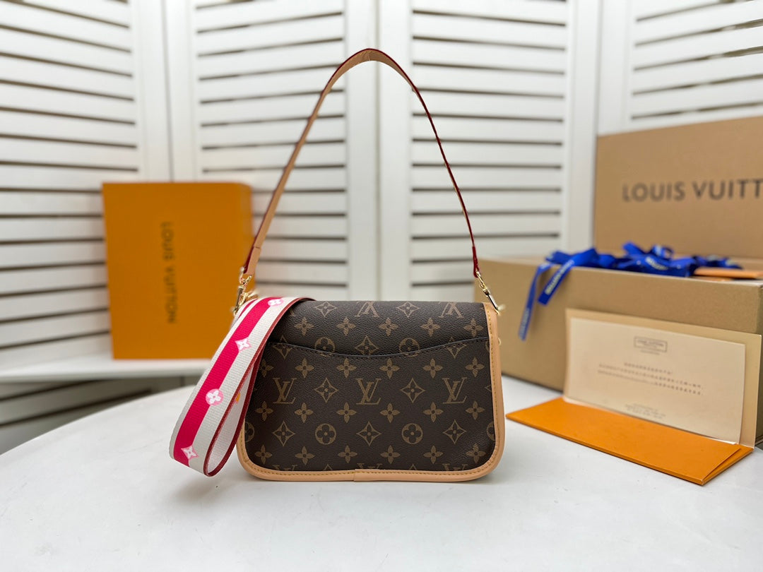 2XE028BDE Stylish leather bag 