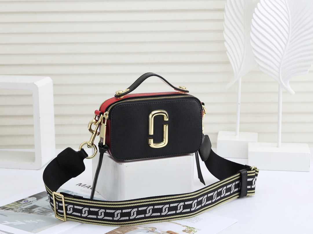 1XA31BDE Stylish leather bag 