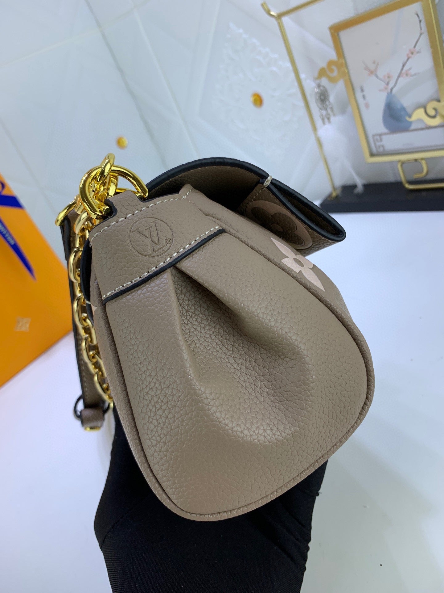 2XR363BDE Stylish leather bag 