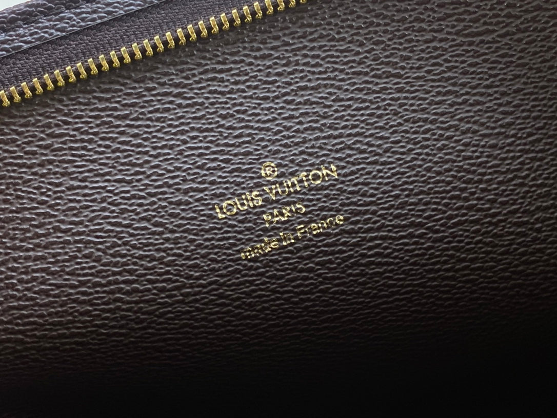 1XE390BDE Stylish leather bag
