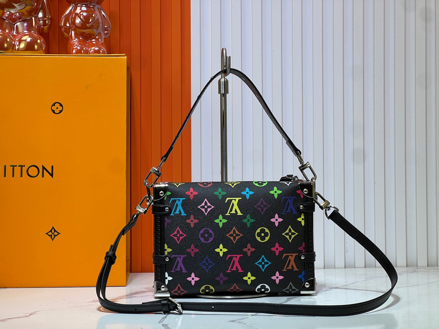 1WE101BDE Stylish leather bag