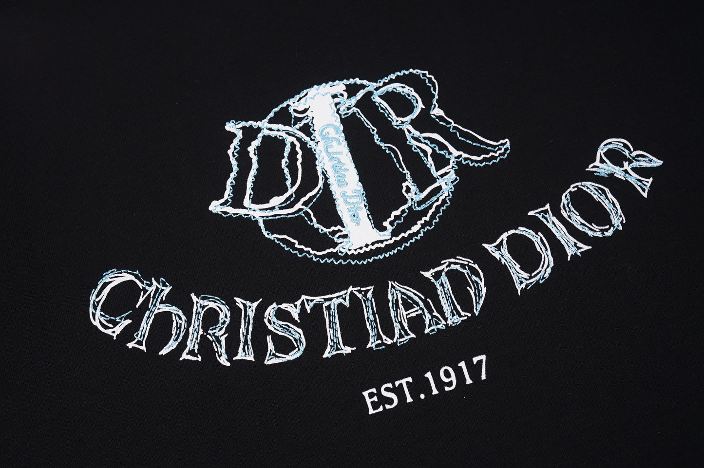 175ZD11UDE Stylish T-shirts
