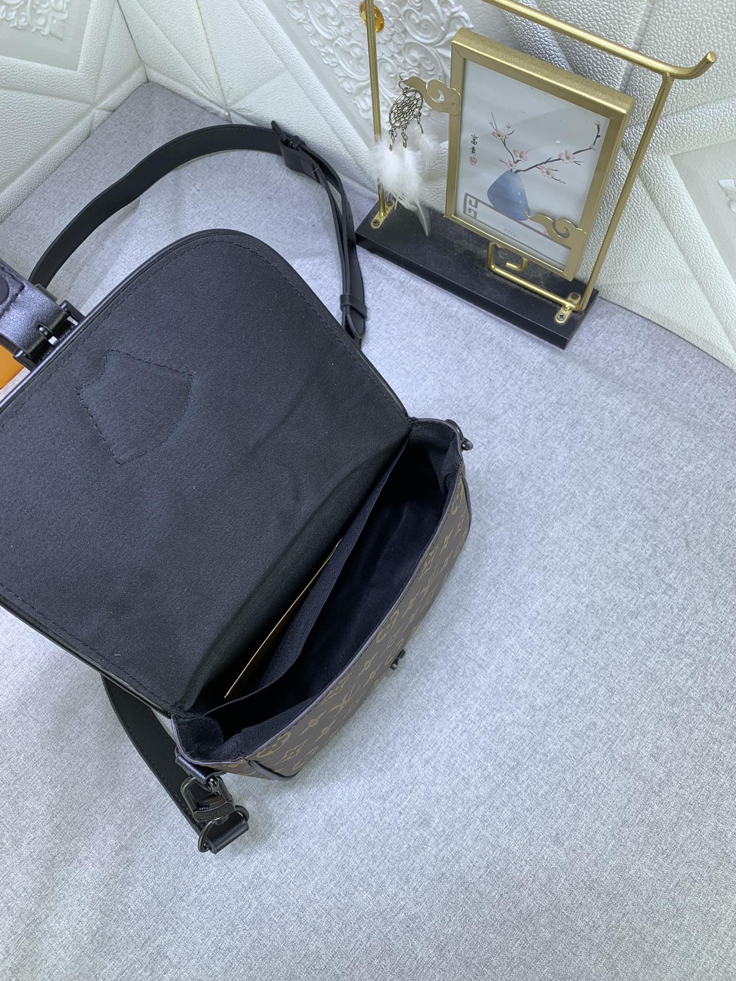 2XC475BDE Stylish leather bag