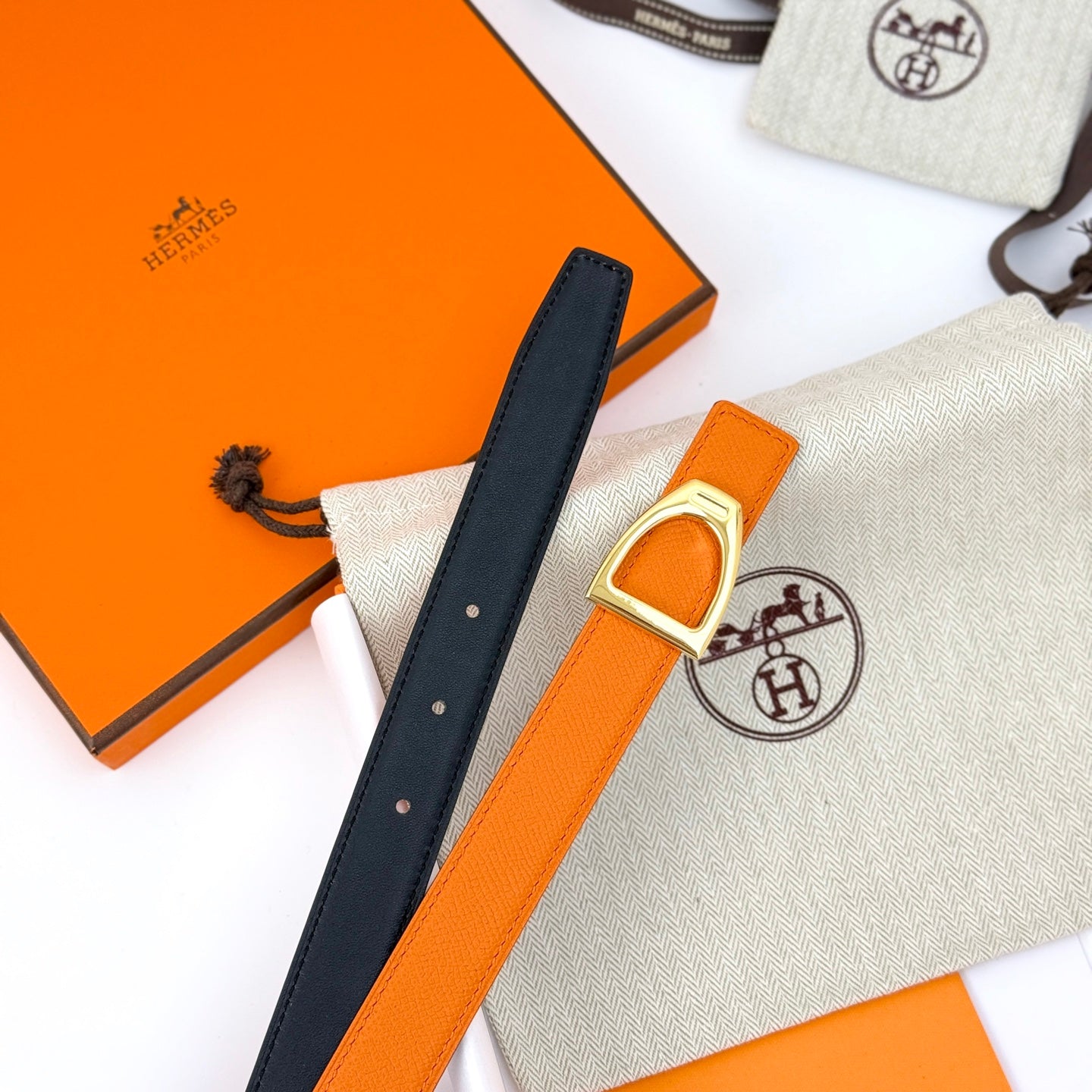 155RH233PDE Stylish  High quality belt With full package