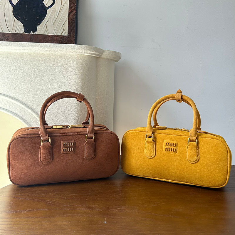 1WA80BDE Stylish leather bag