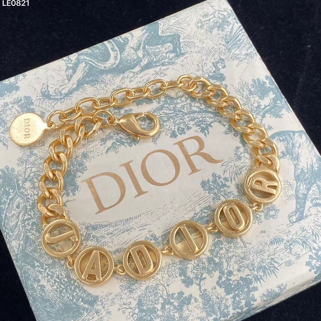 1YD323XDE Stylish Necklaces Bracelets