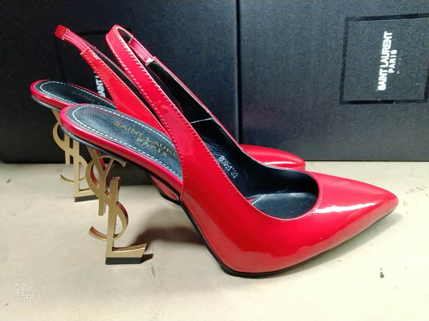 2XSL154ZDE Stylish leather high heels(10.5cm)