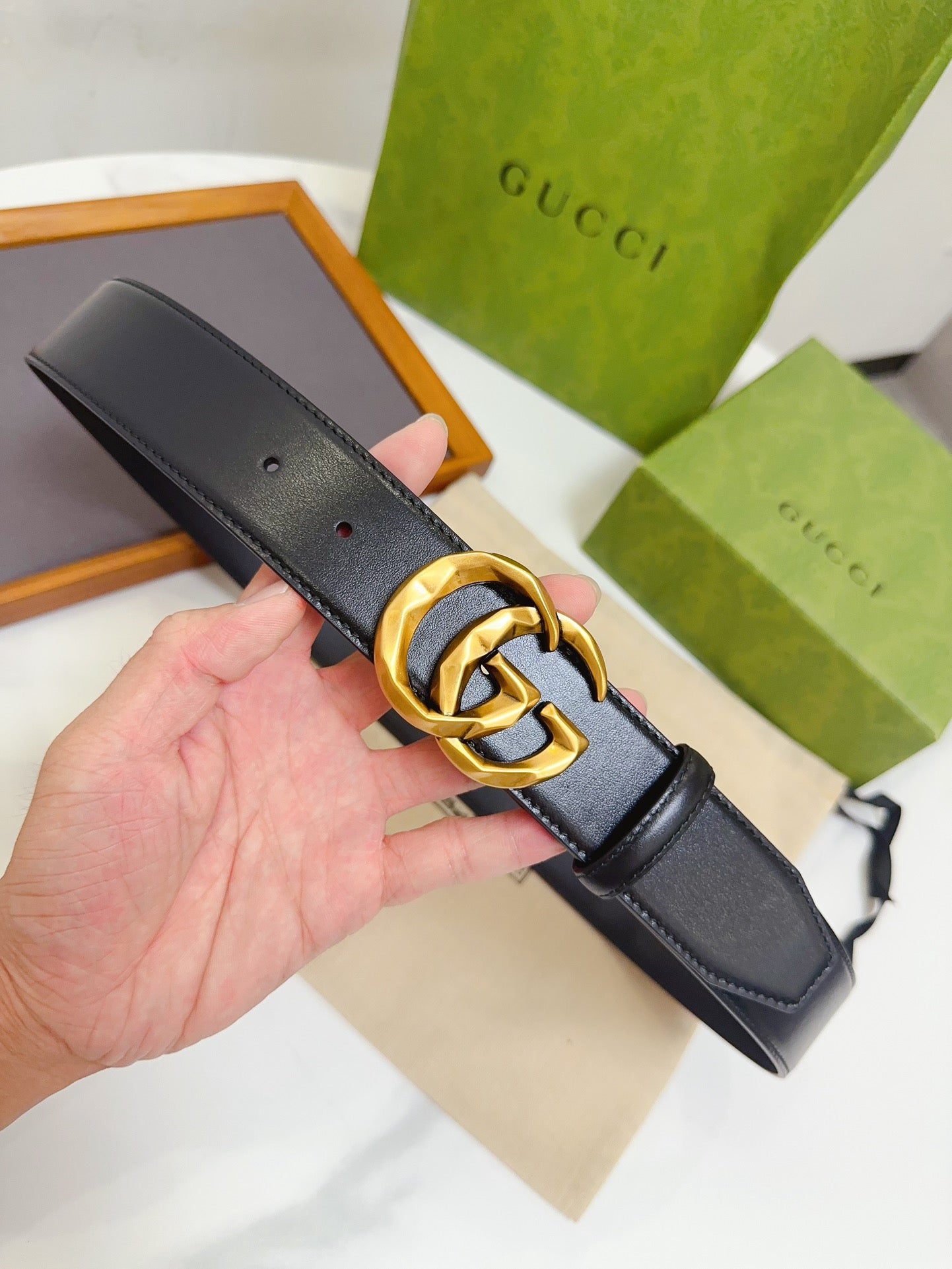 255RB13PDE Stylish  High quality belt With full package