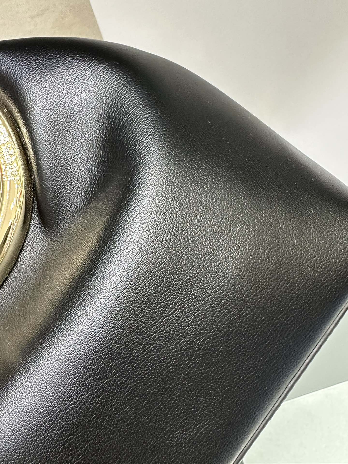 155NA12BDE Stylish leather bag