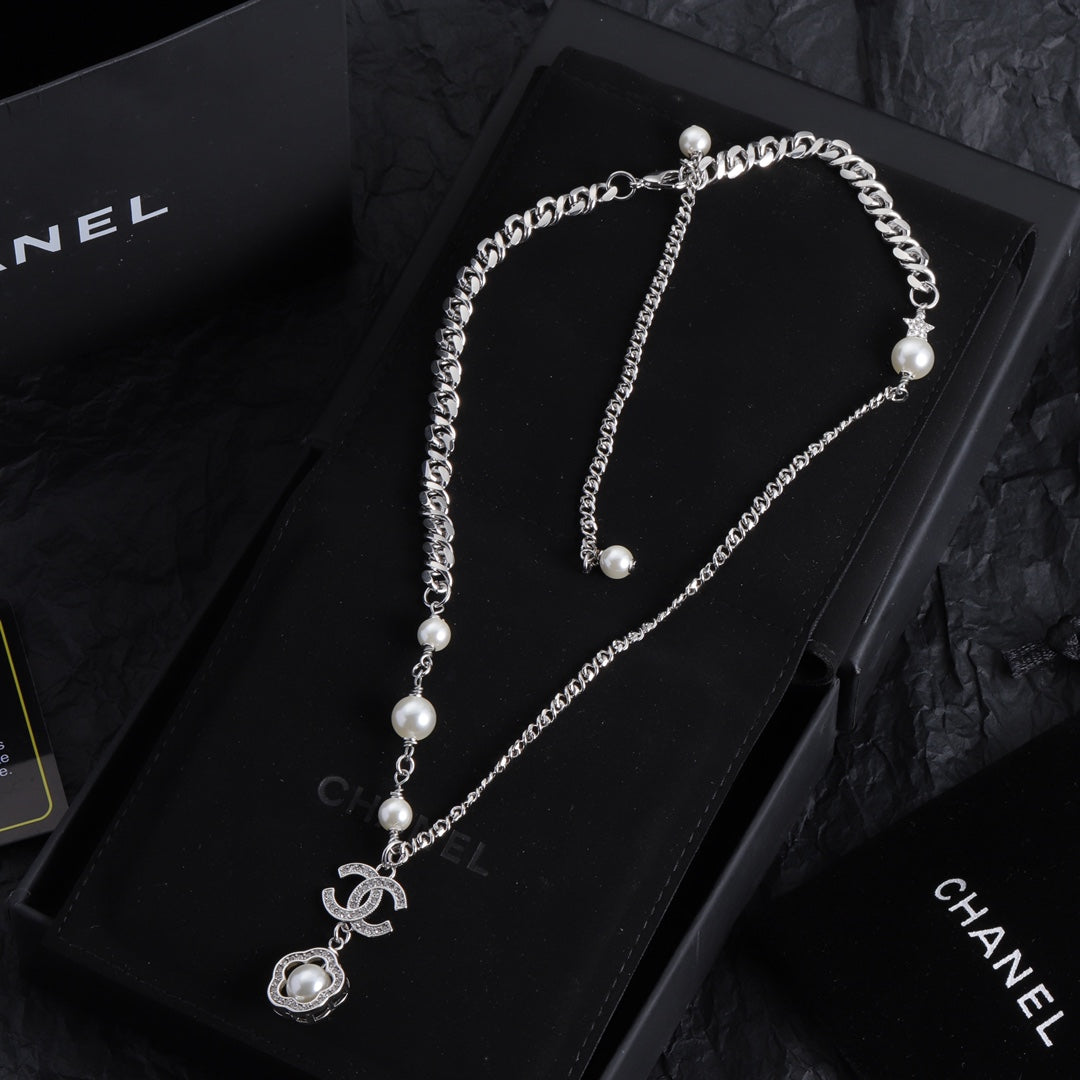 1NC154XDE Stylish Necklaces
