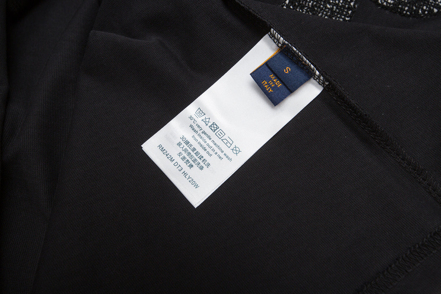 185ZE134UDE Stylish Sweaters
