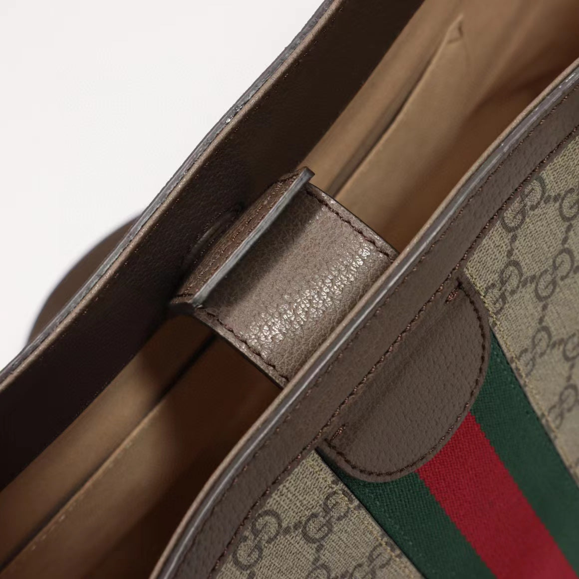 26XB112BDE Stylish leather bag 