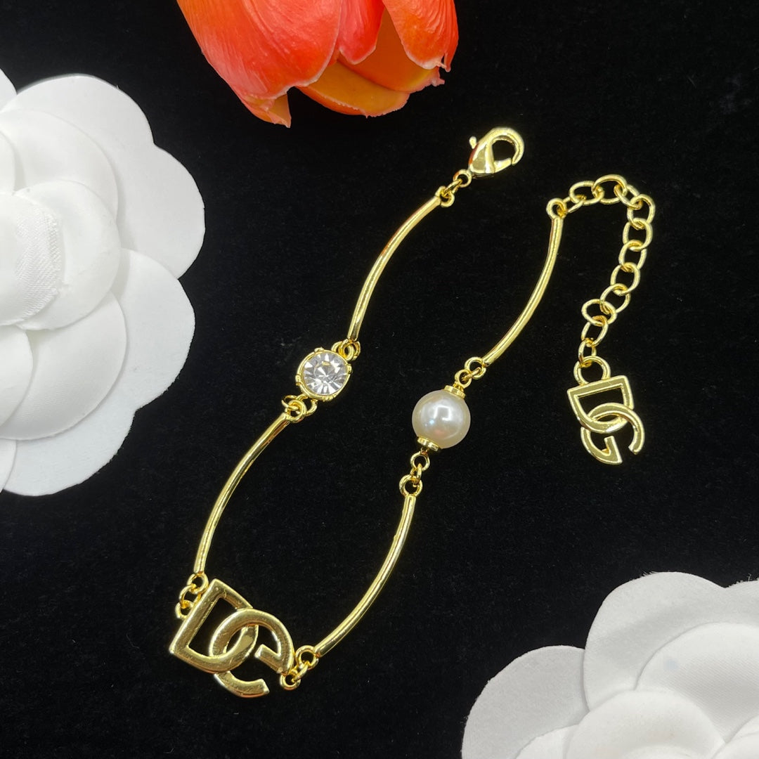 14A1045XDE Stylish  Necklaces Bracelets