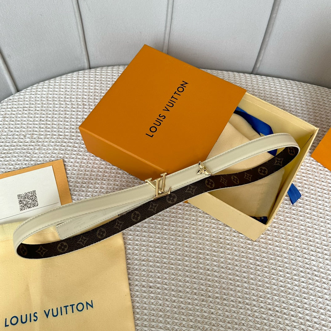 14E13PDE Stylish  High quality belt With full package