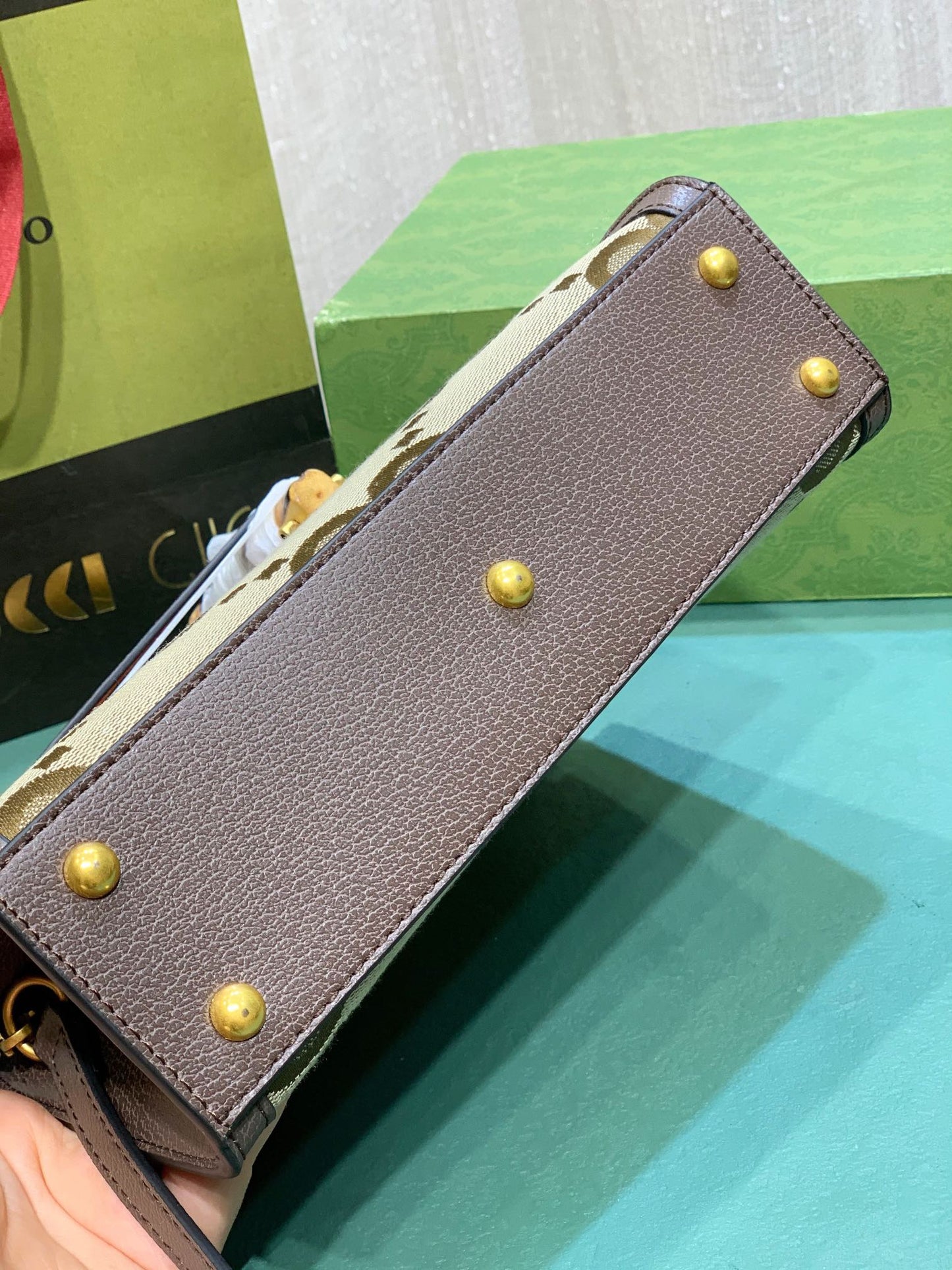 1XB114BDE Stylish leather bag 