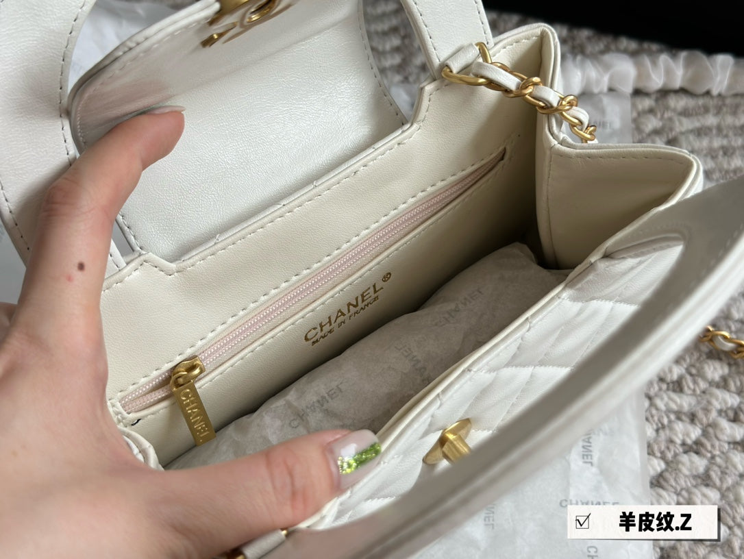 6XC422BDE Stylish leather bag