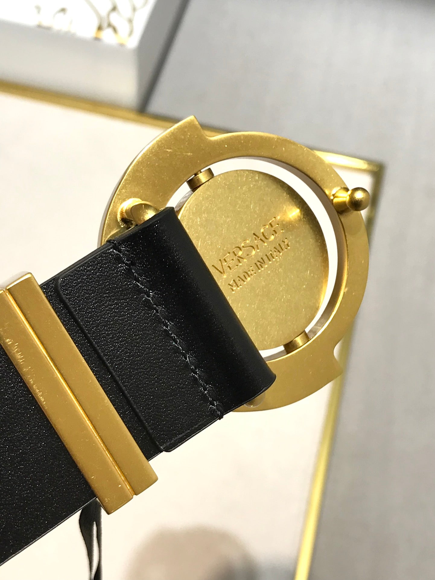 14V80PDE Stylish  High quality belt With full package