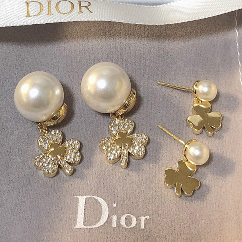 1YD295EDE Stylish Earrings