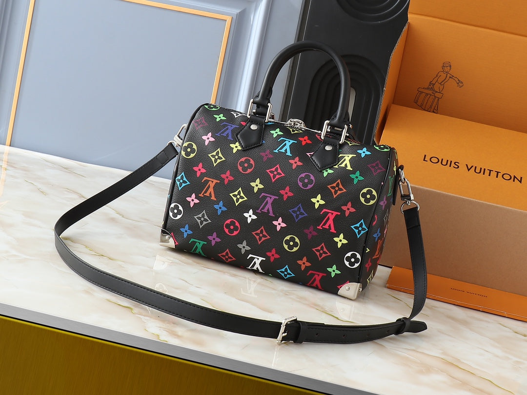 1WE62BDE Stylish leather bag