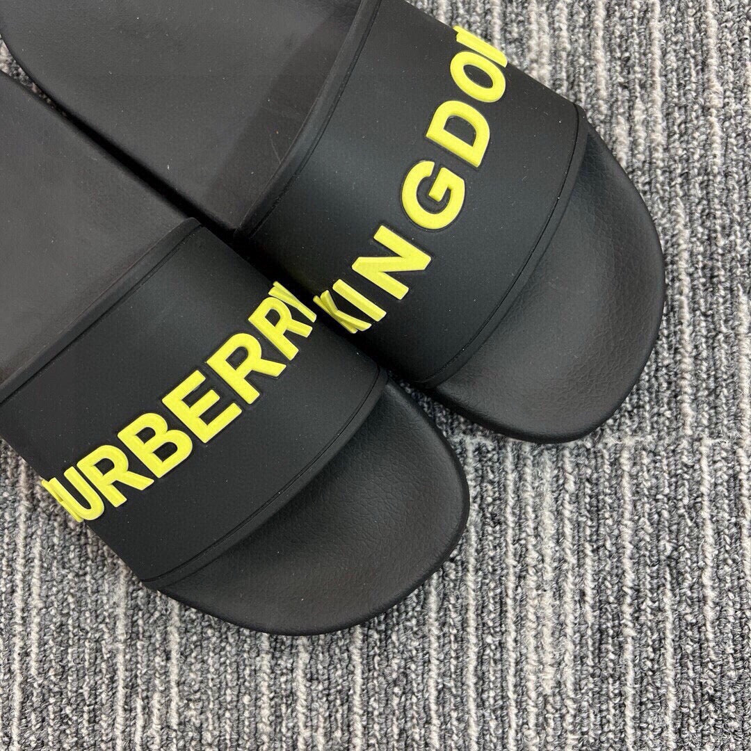 535ZR255ZDE Stylish Slippers