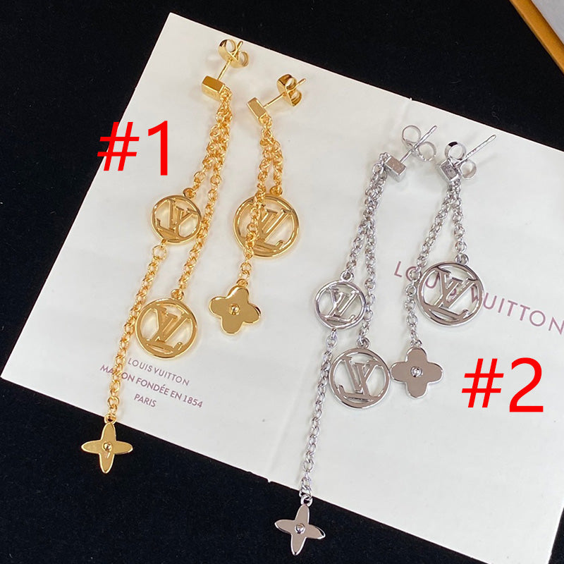 1YE347EDE Stylish Earrings