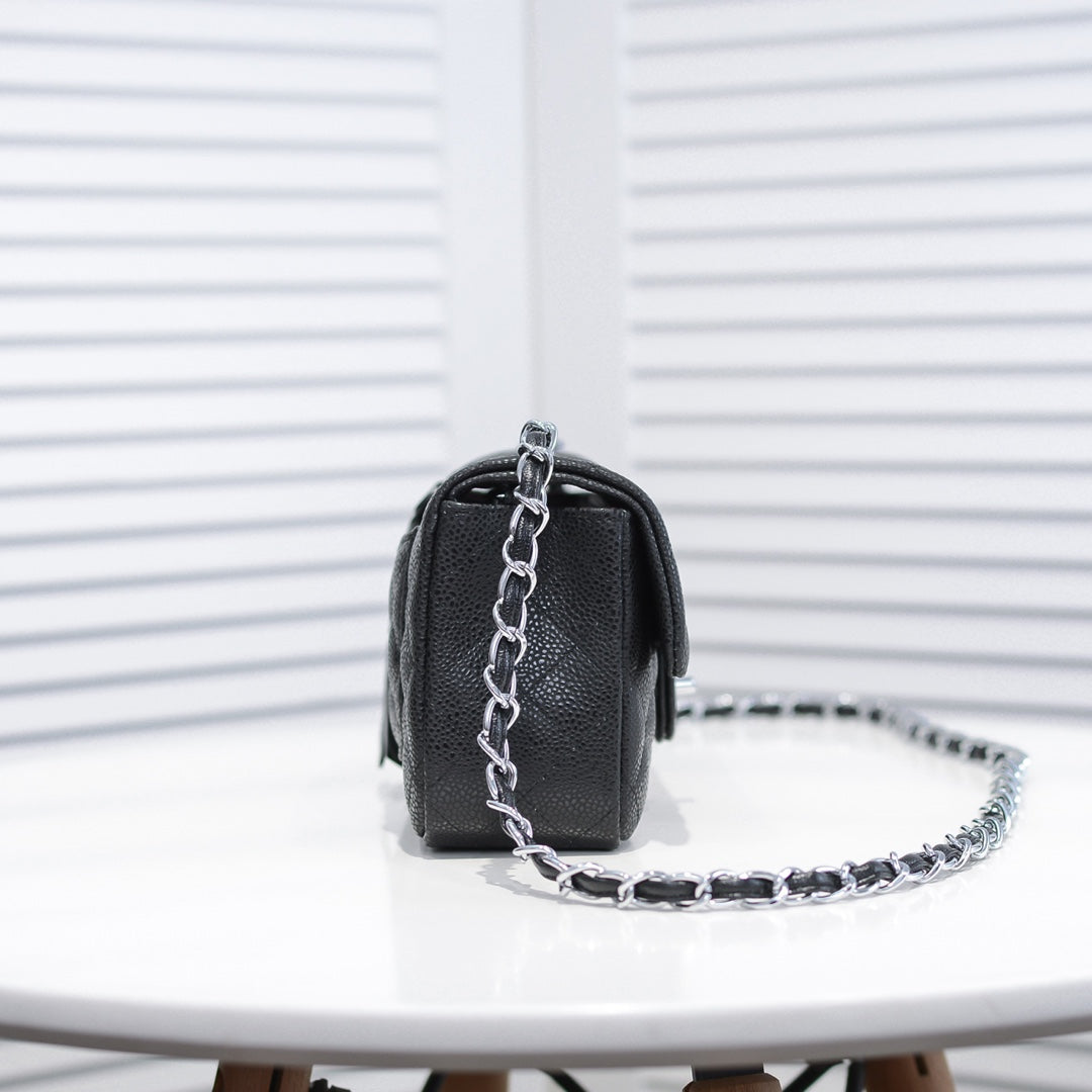 1XC99BDE Stylish leather bag 