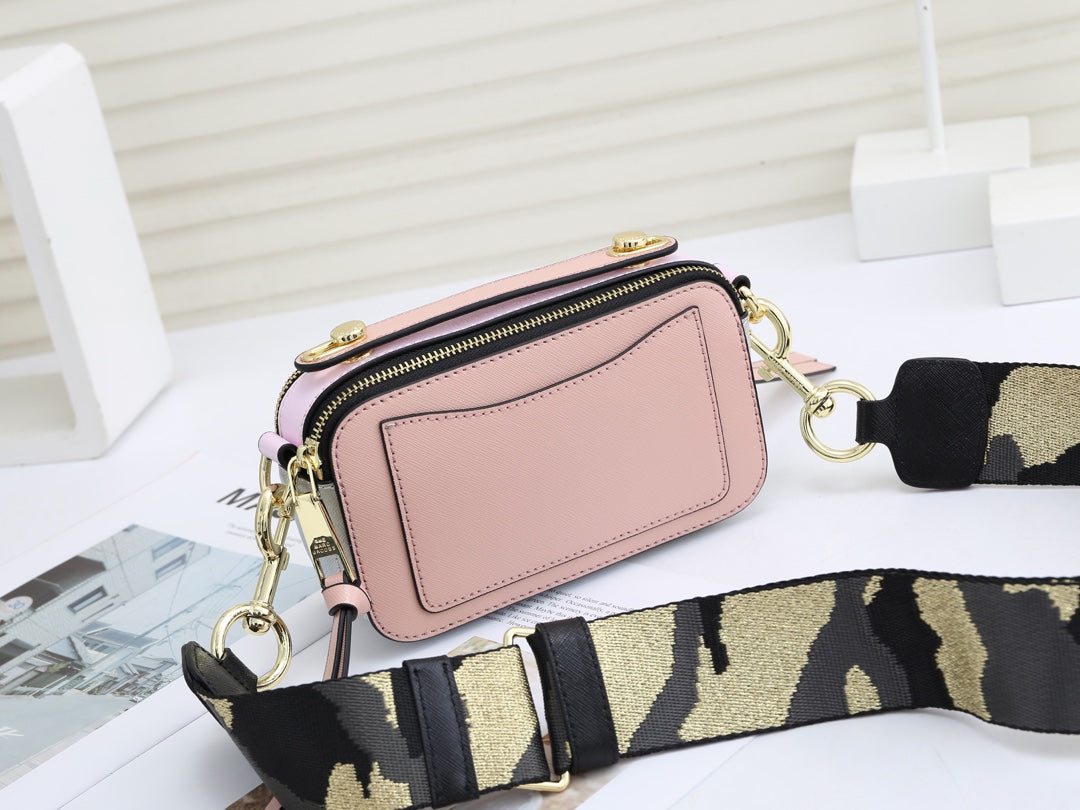 1XA31BDE Stylish leather bag 