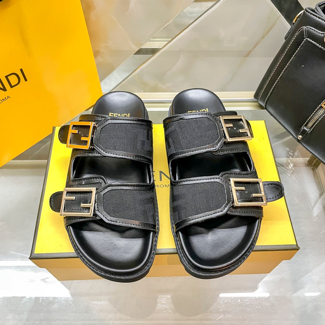 14F69ZDE Stylish slippers