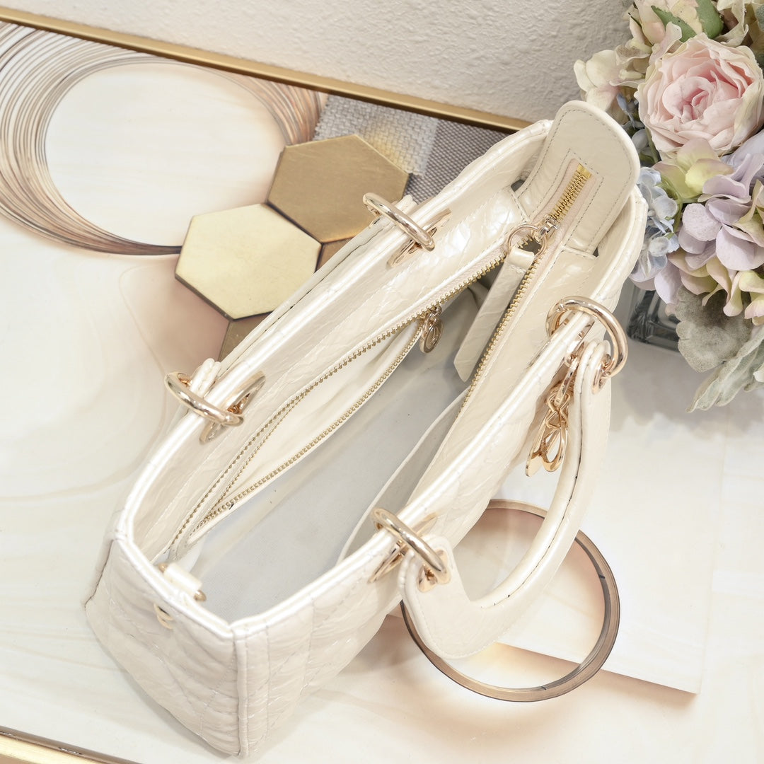 1XD438BDE Stylish leather bag