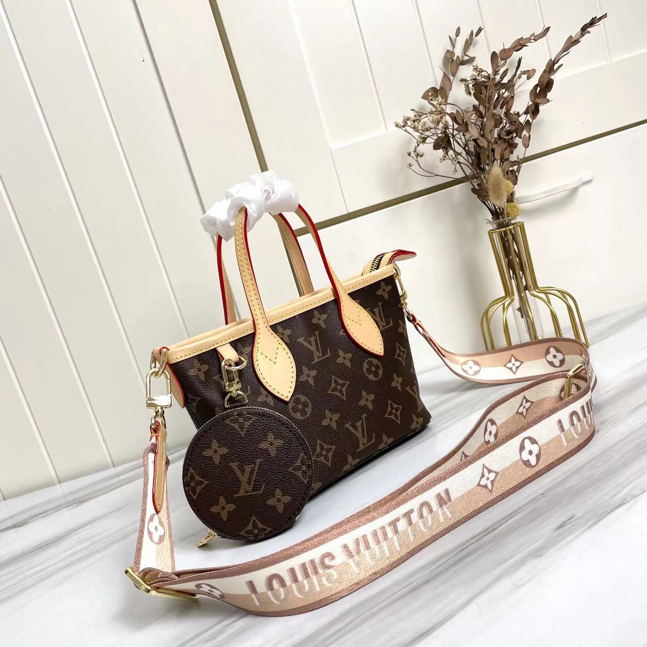 2XE85BDE Stylish leather bag 