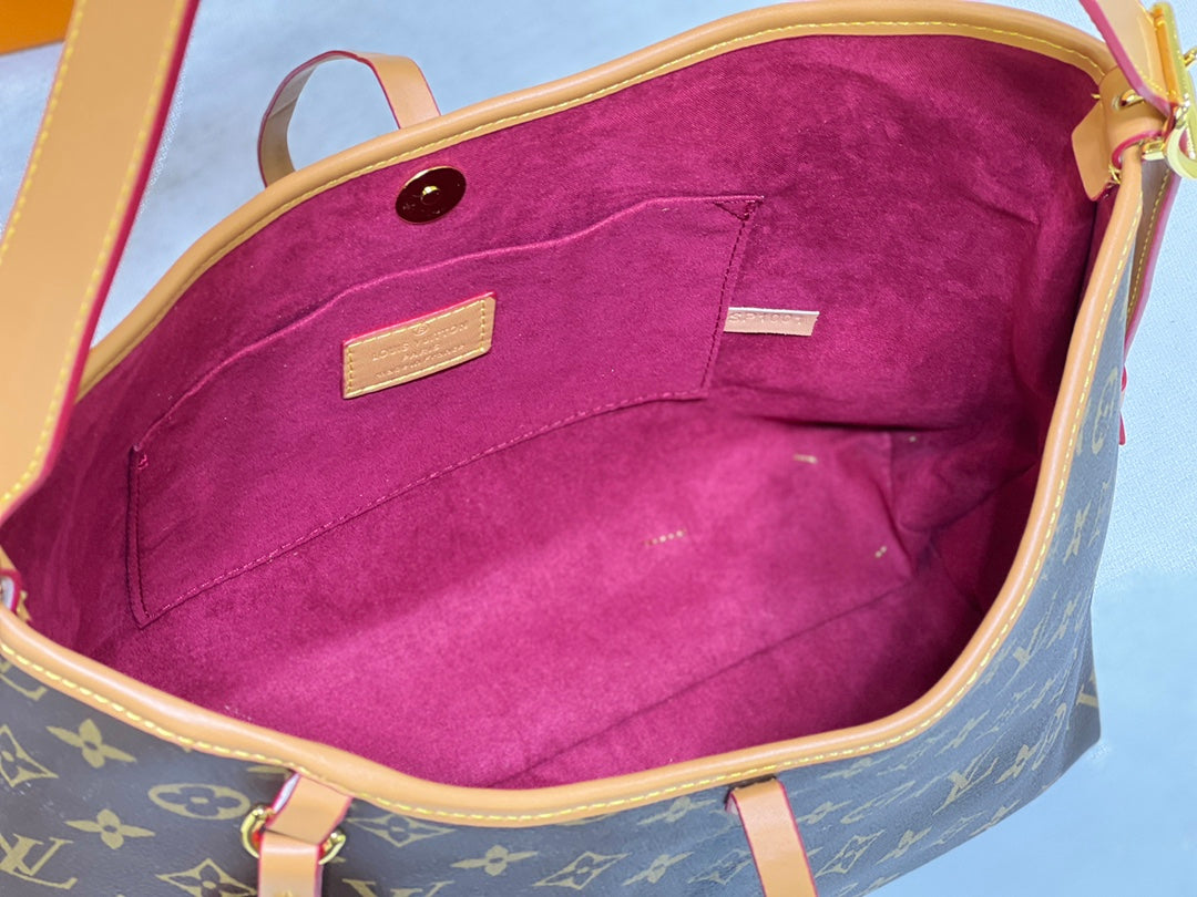 1XE147BDE Stylish leather bag 