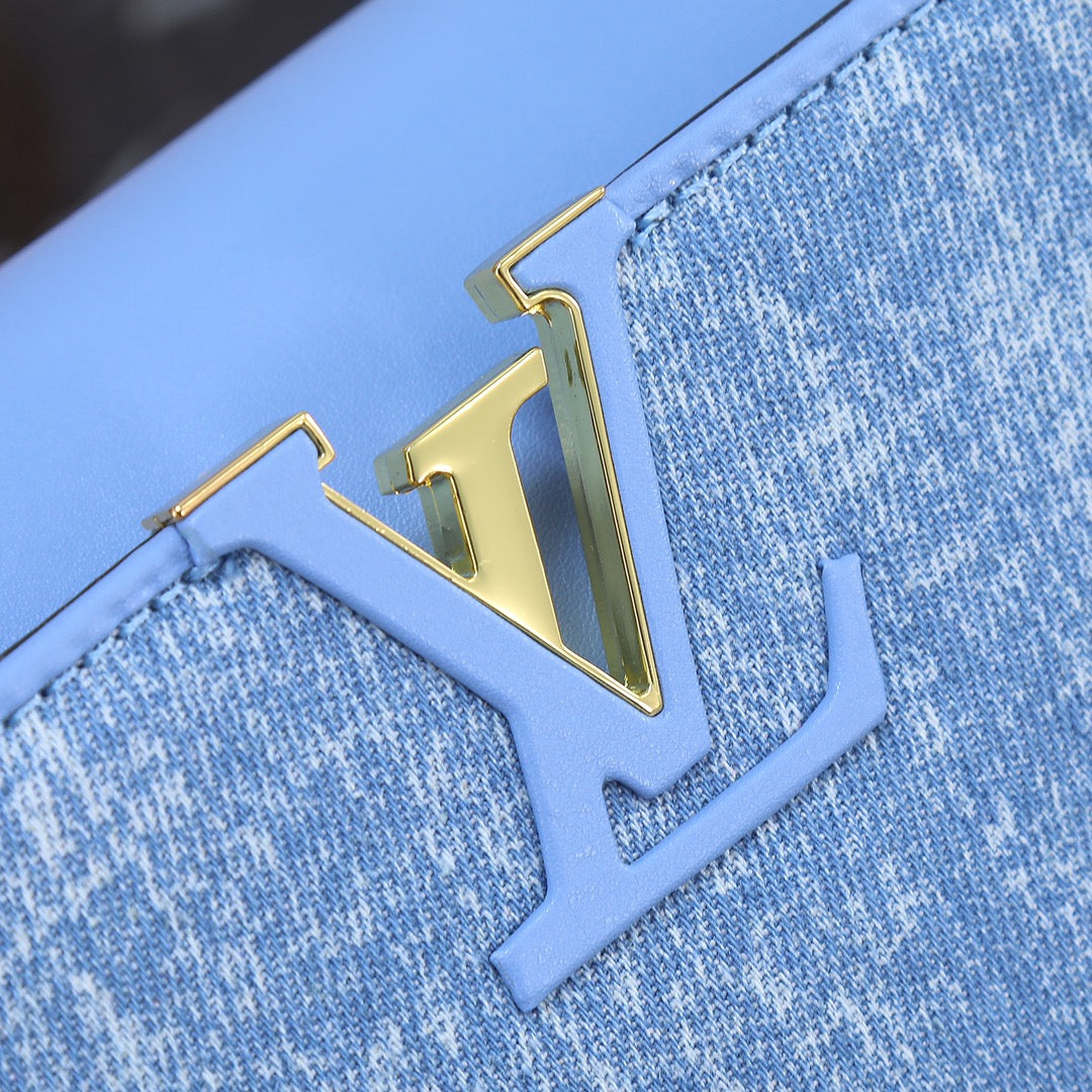 1XE182BDE Stylish leather bag 