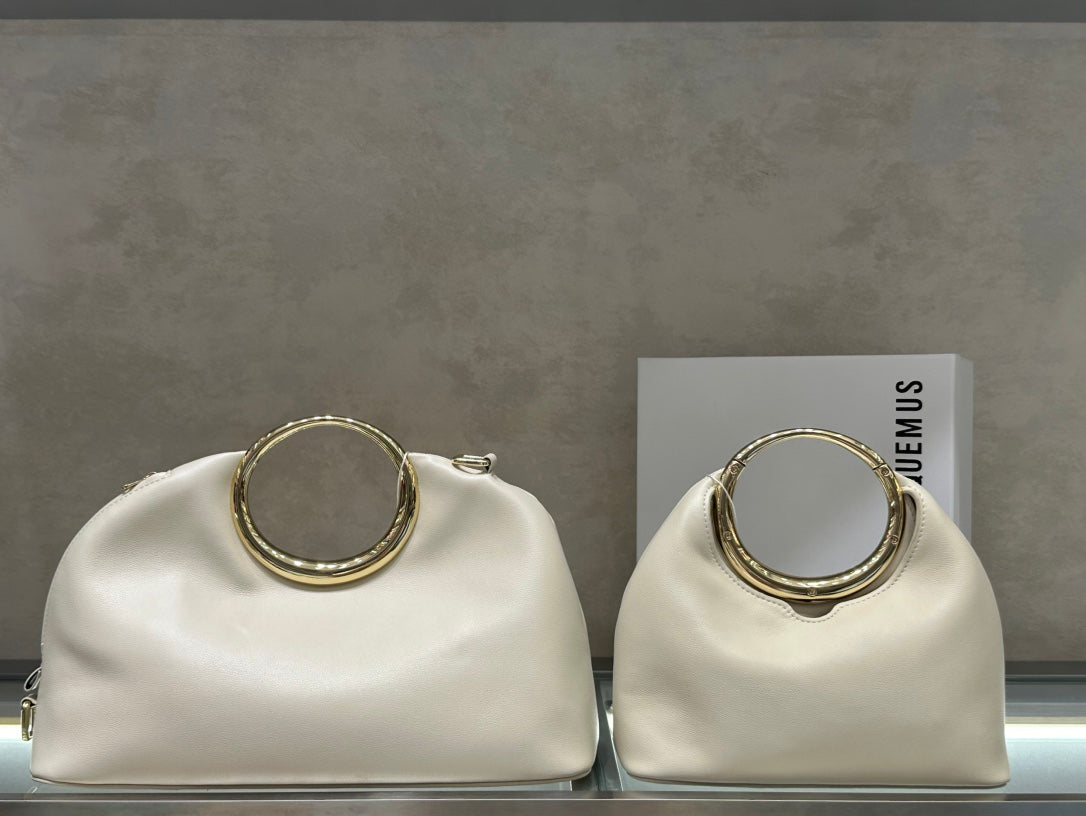 155NA12BDE Stylish leather bag