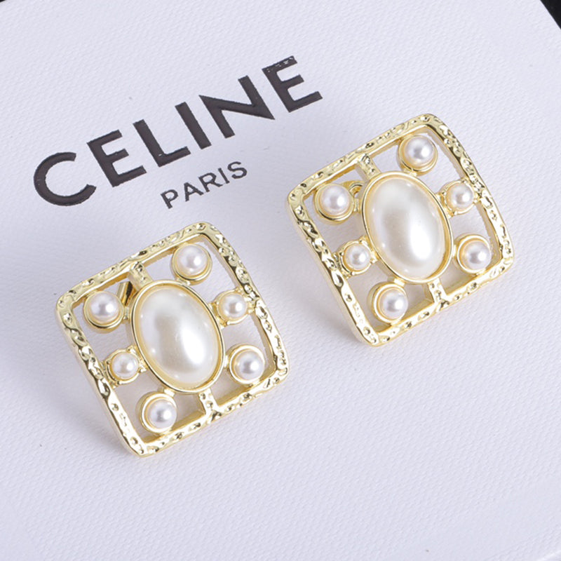 1NCL164EDE Stylish Earrings