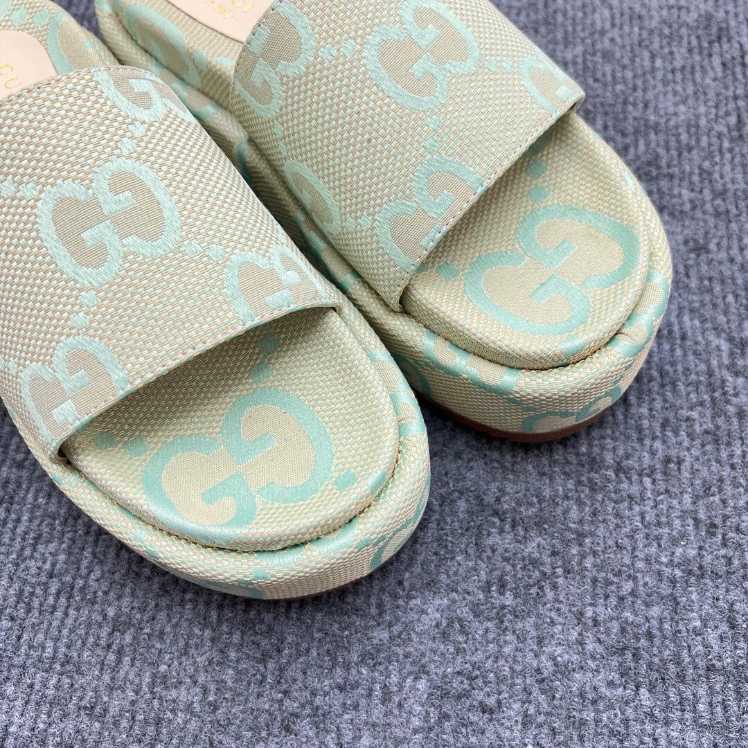 54B122ZDE Stylish slippers  Sole thickness 5.5cm