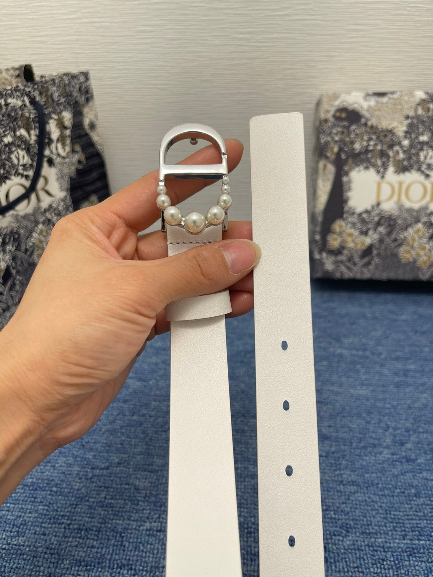 155RD199PDE Stylish  High quality belt With full package