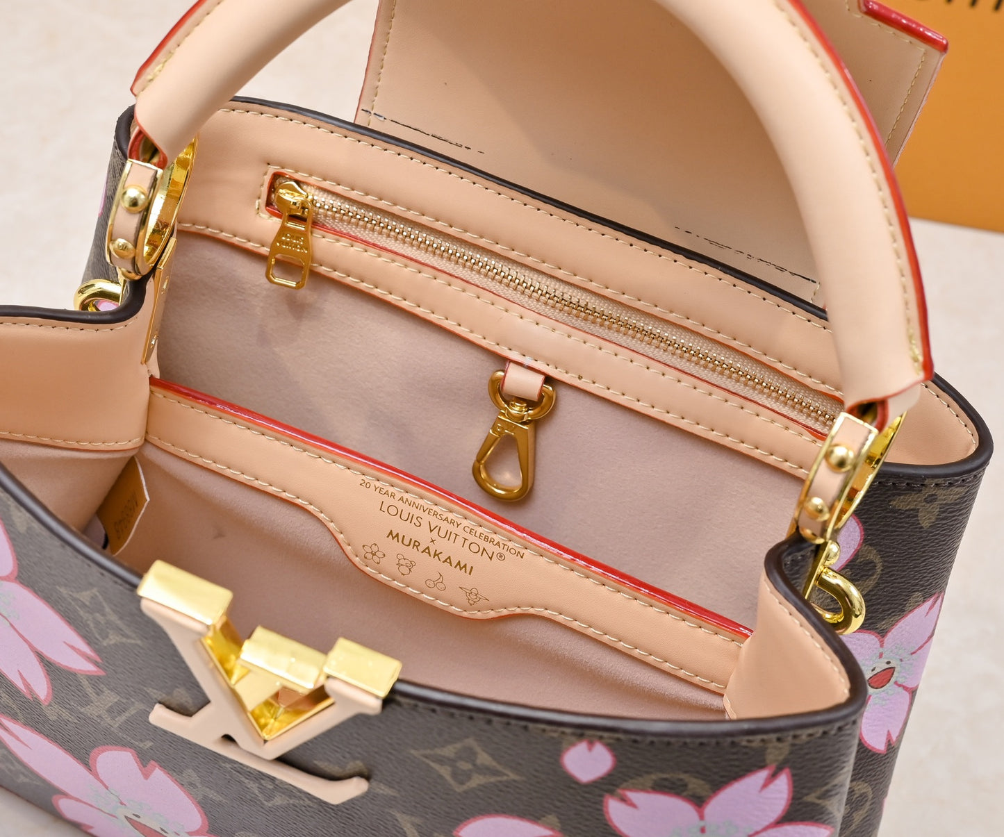 155NE42BDE Stylish leather bag