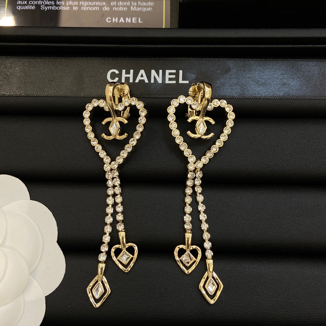 1NC211EDE Stylish Earrings