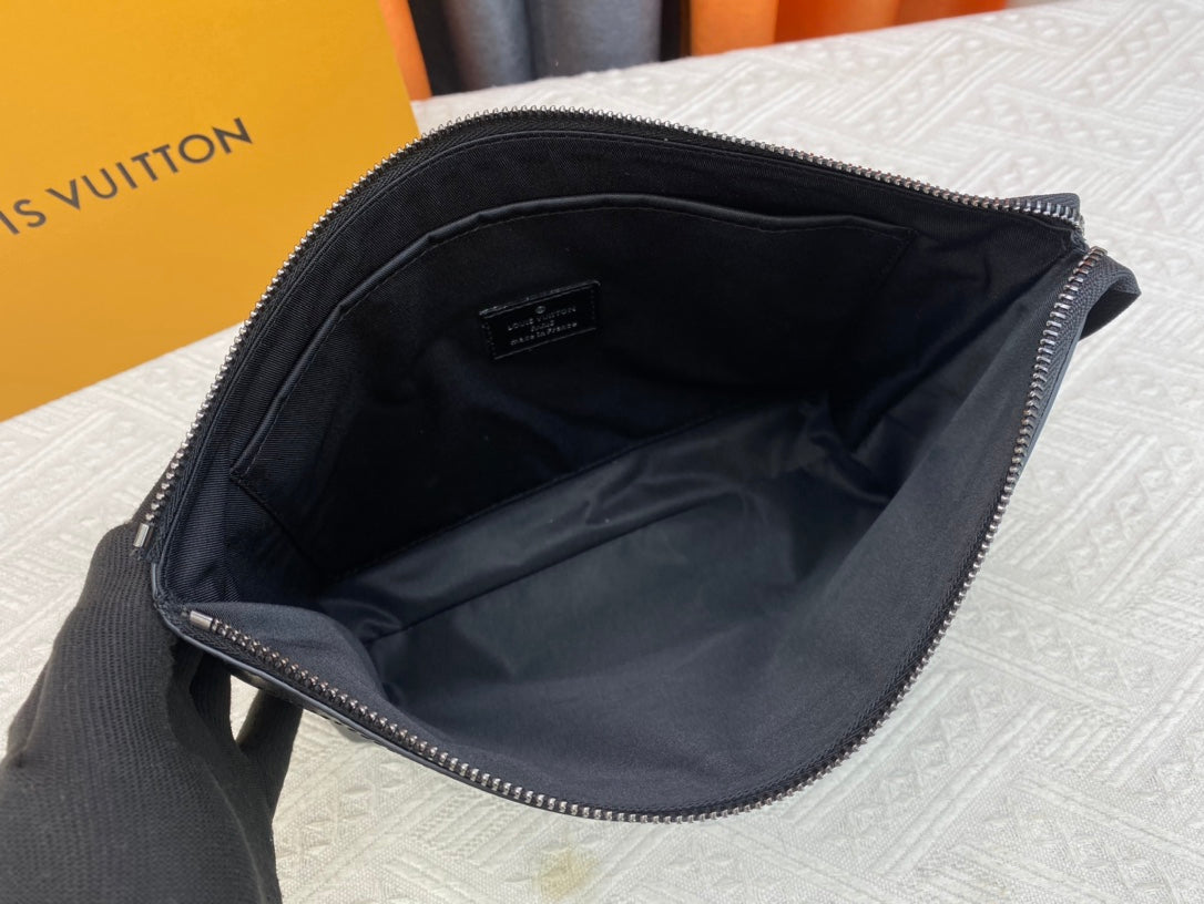 1XE400BDE Stylish leather bag