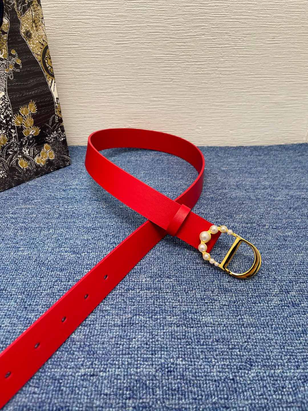 155RD200PDE Stylish  High quality belt With full package