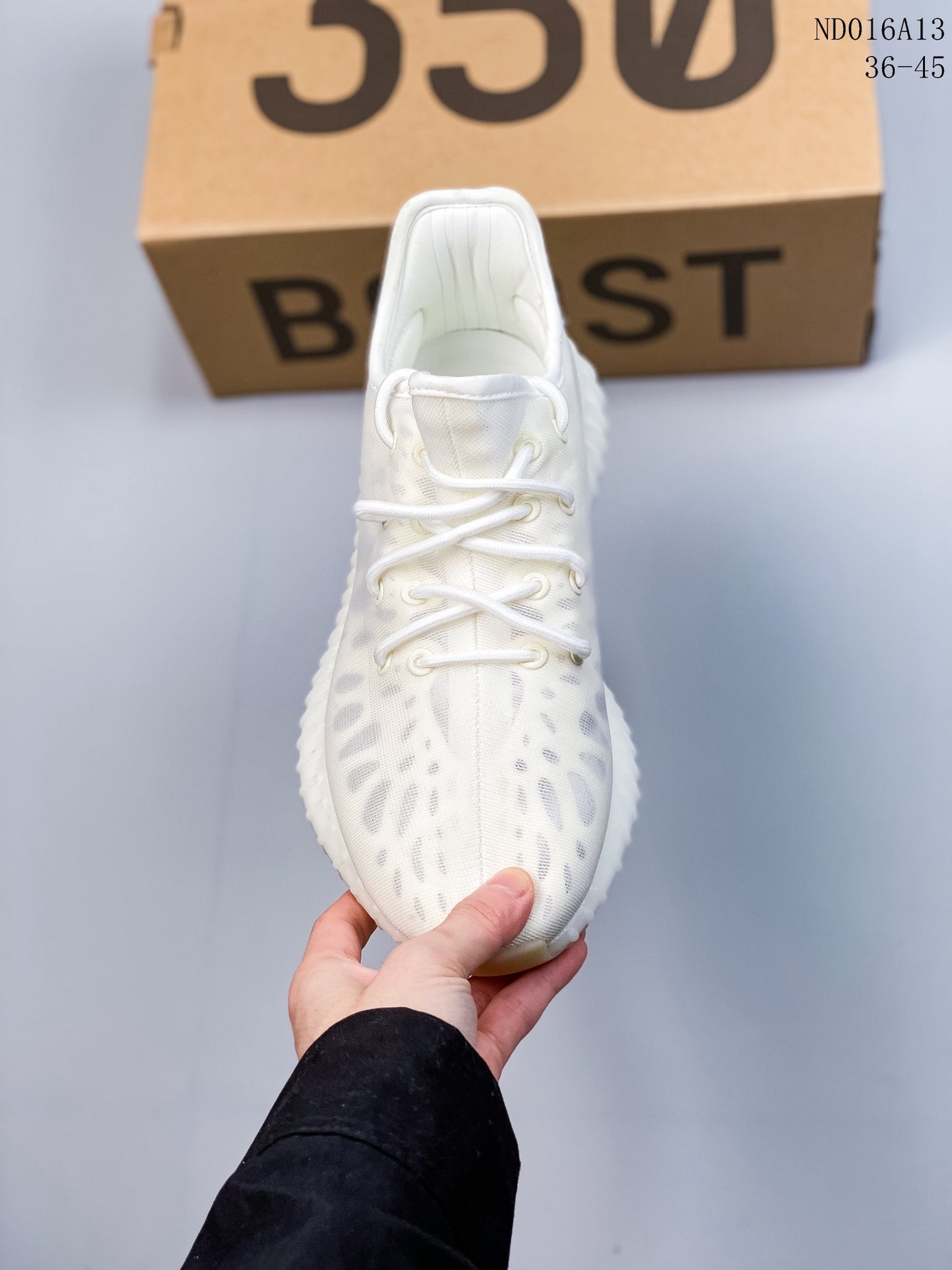 4YA86ZDE Stylish Sneakers (No Box, August-October Big Sale)