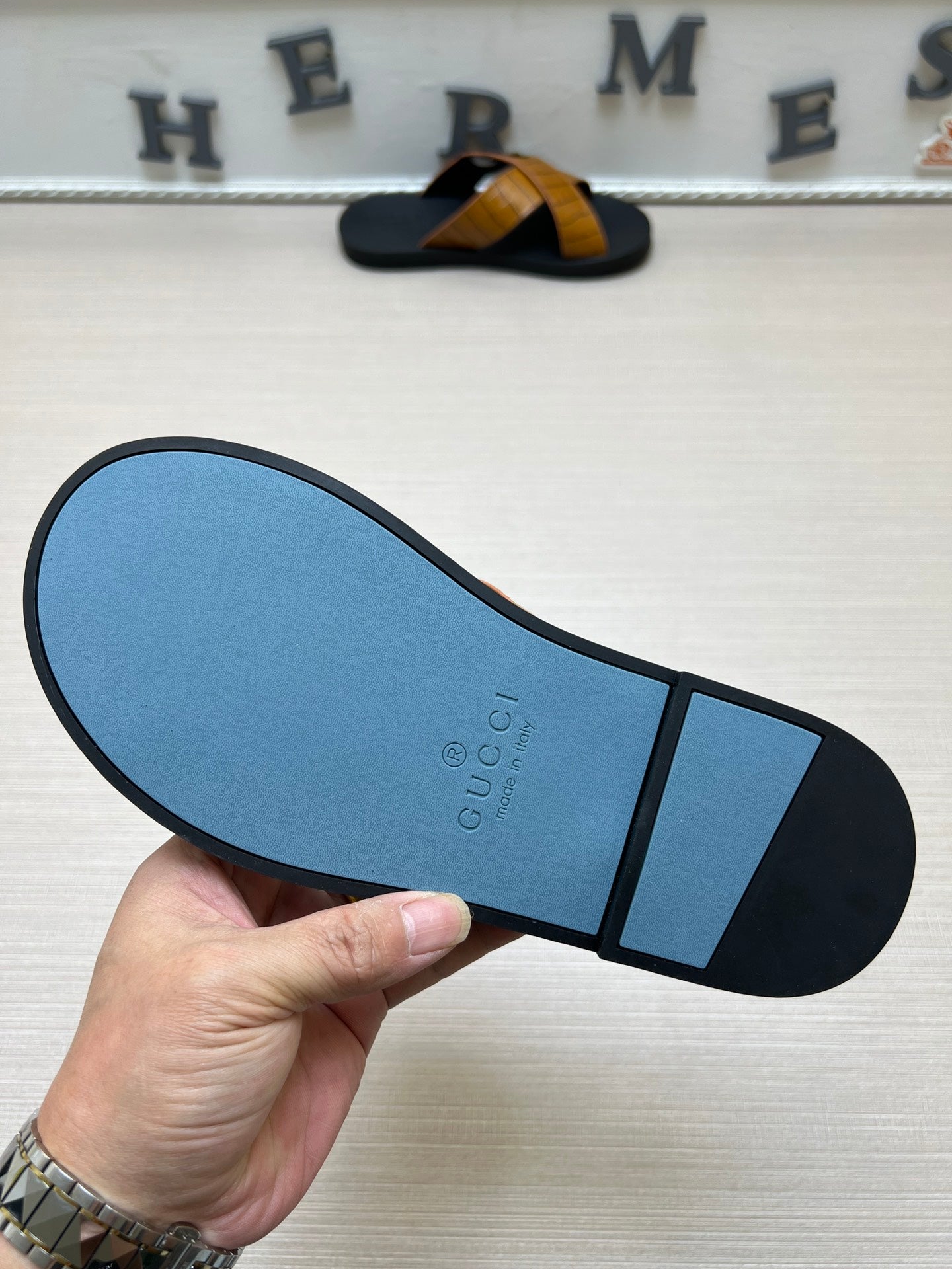 54B12ZDE Stylish slippers