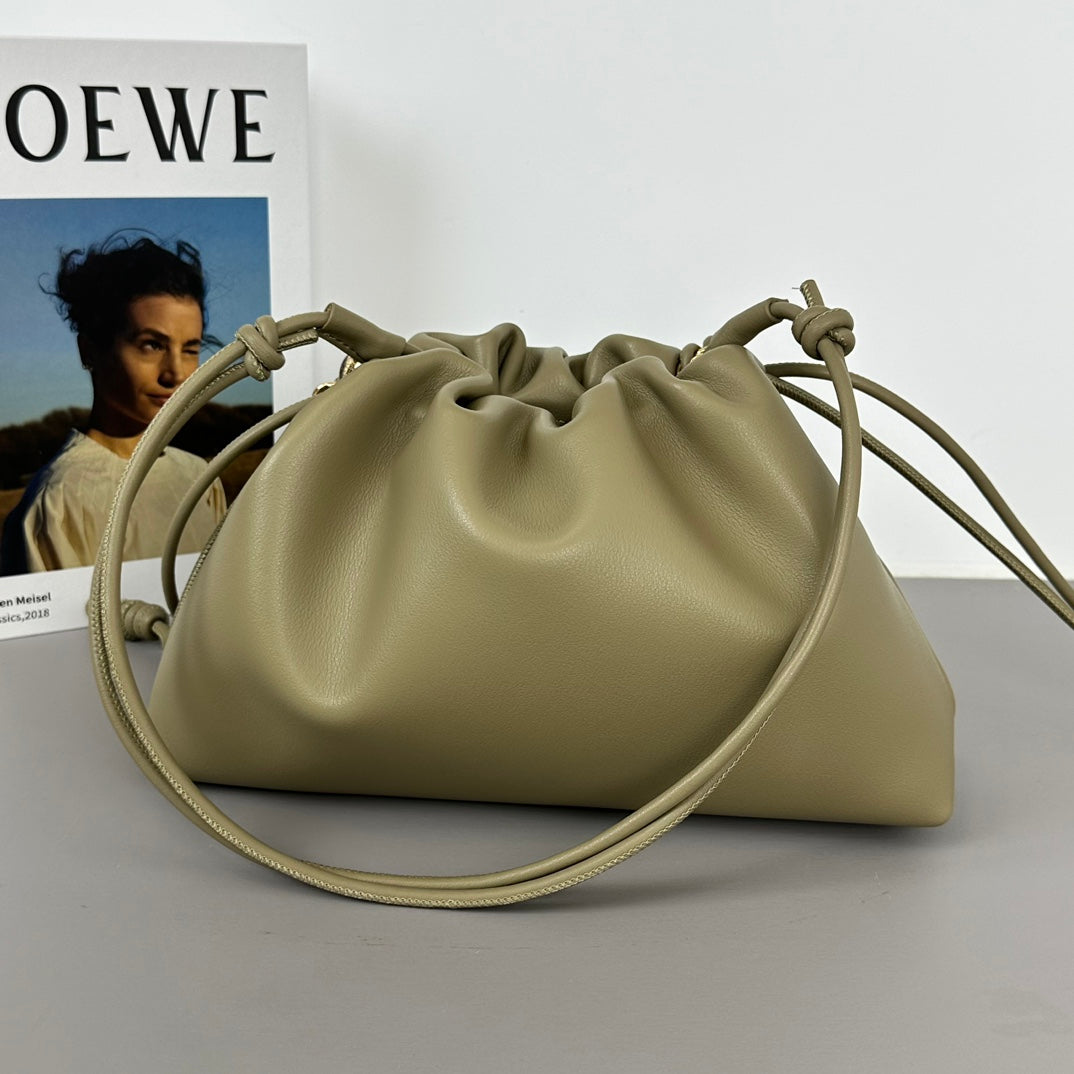 1XA64BDE Stylish leather bag