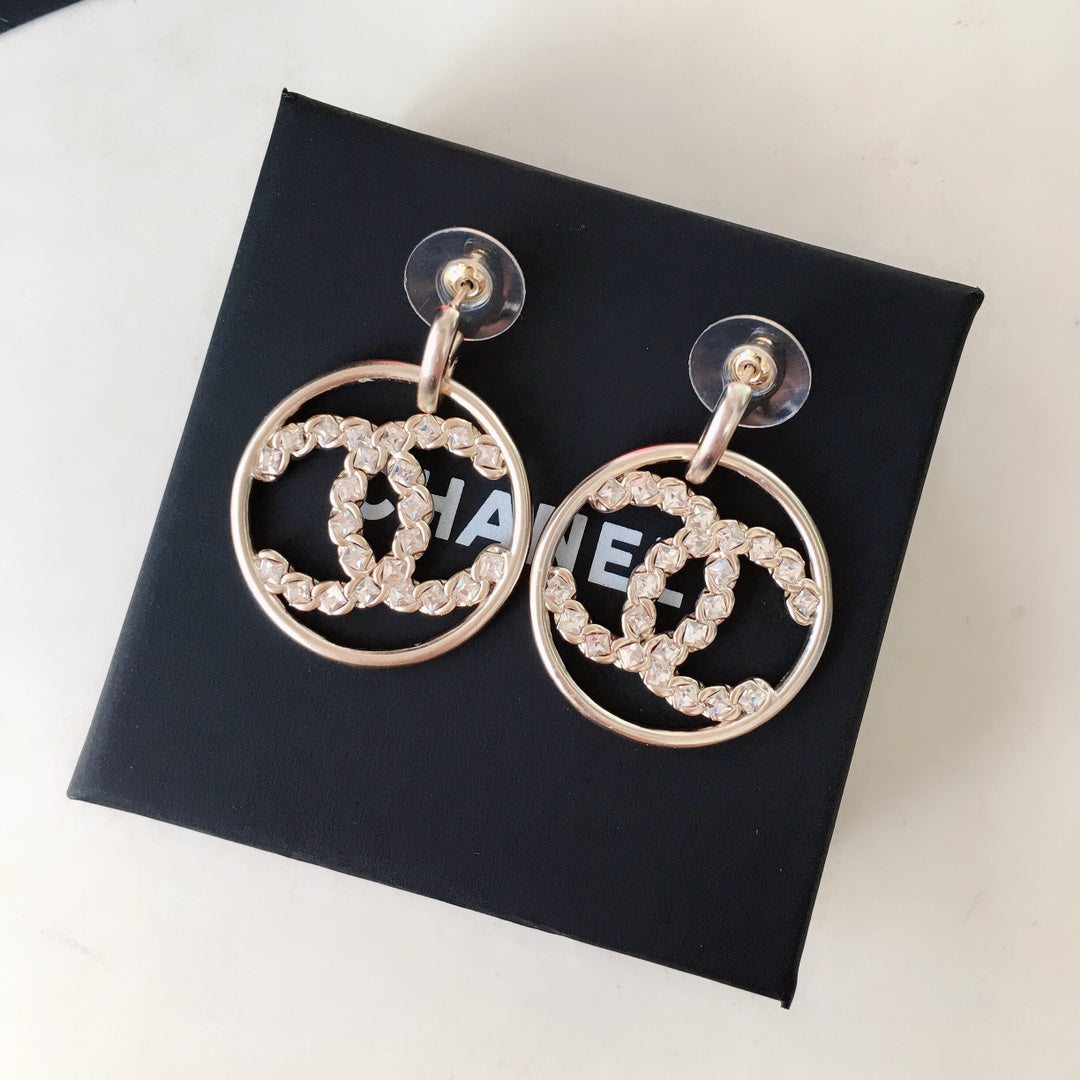 14C69EDE Stylish Earrings