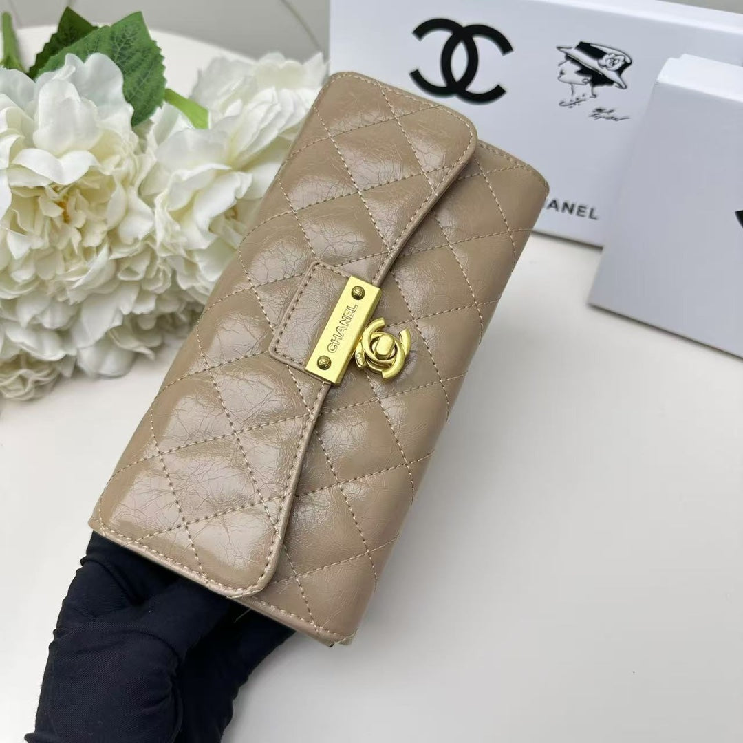 15RC84BDE Stylish leather bag