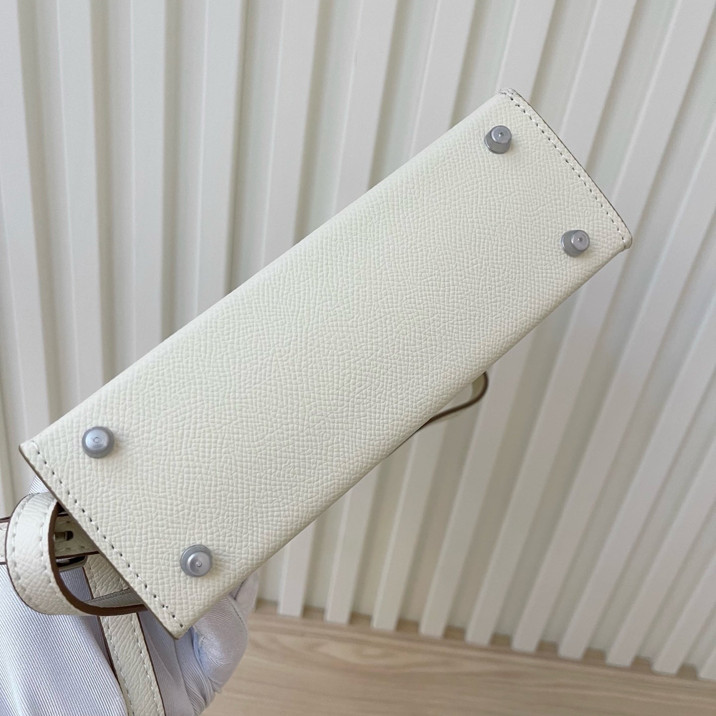 2WH27BDE Stylish leather bag