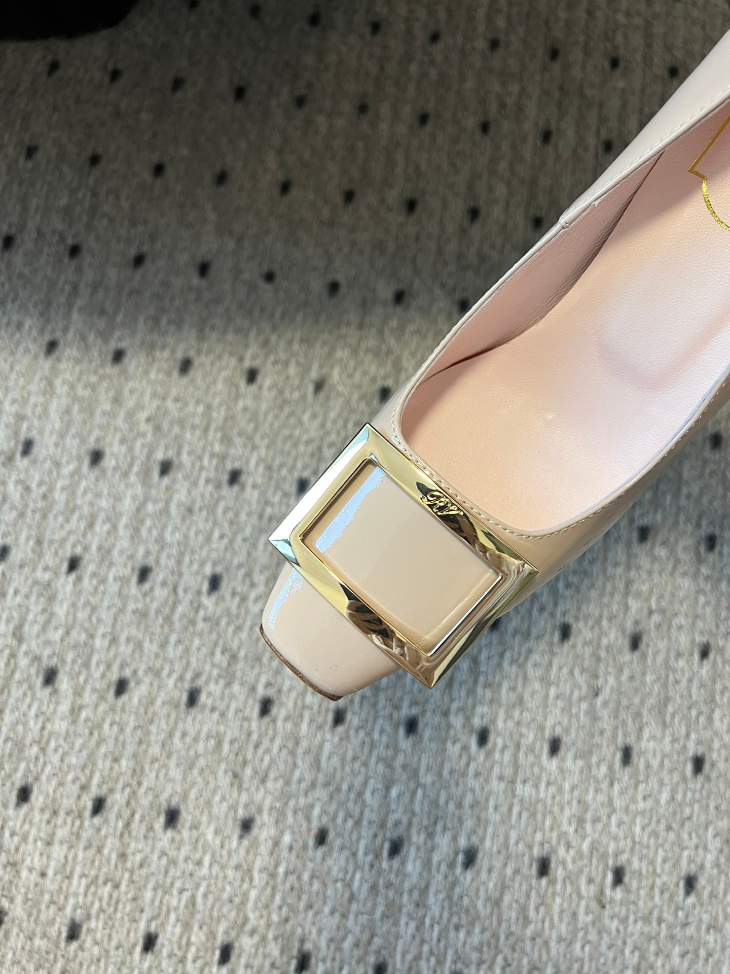 1ZA250ZDE Stylish High heels