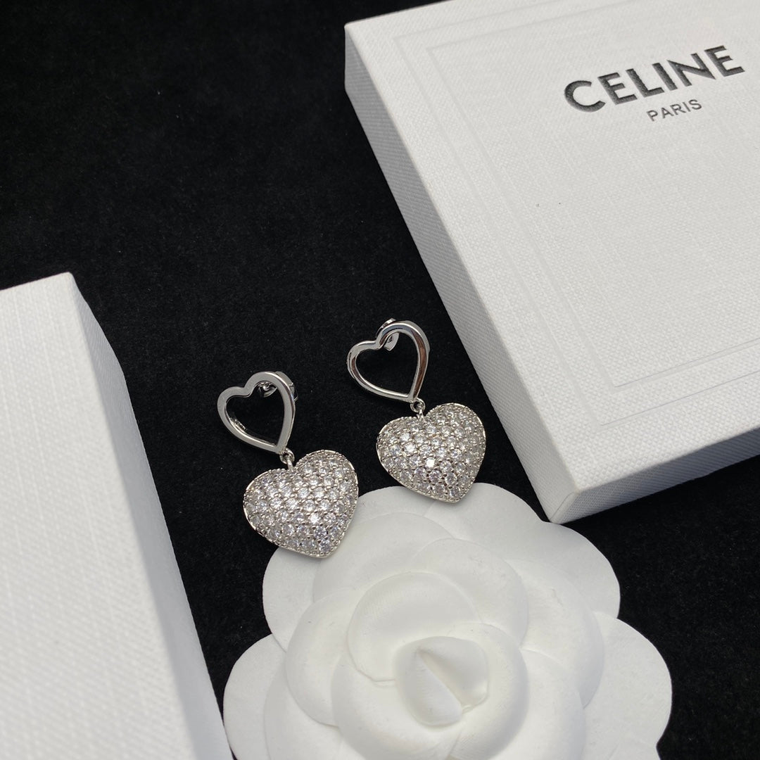 1XCL561EDE Stylish Earrings