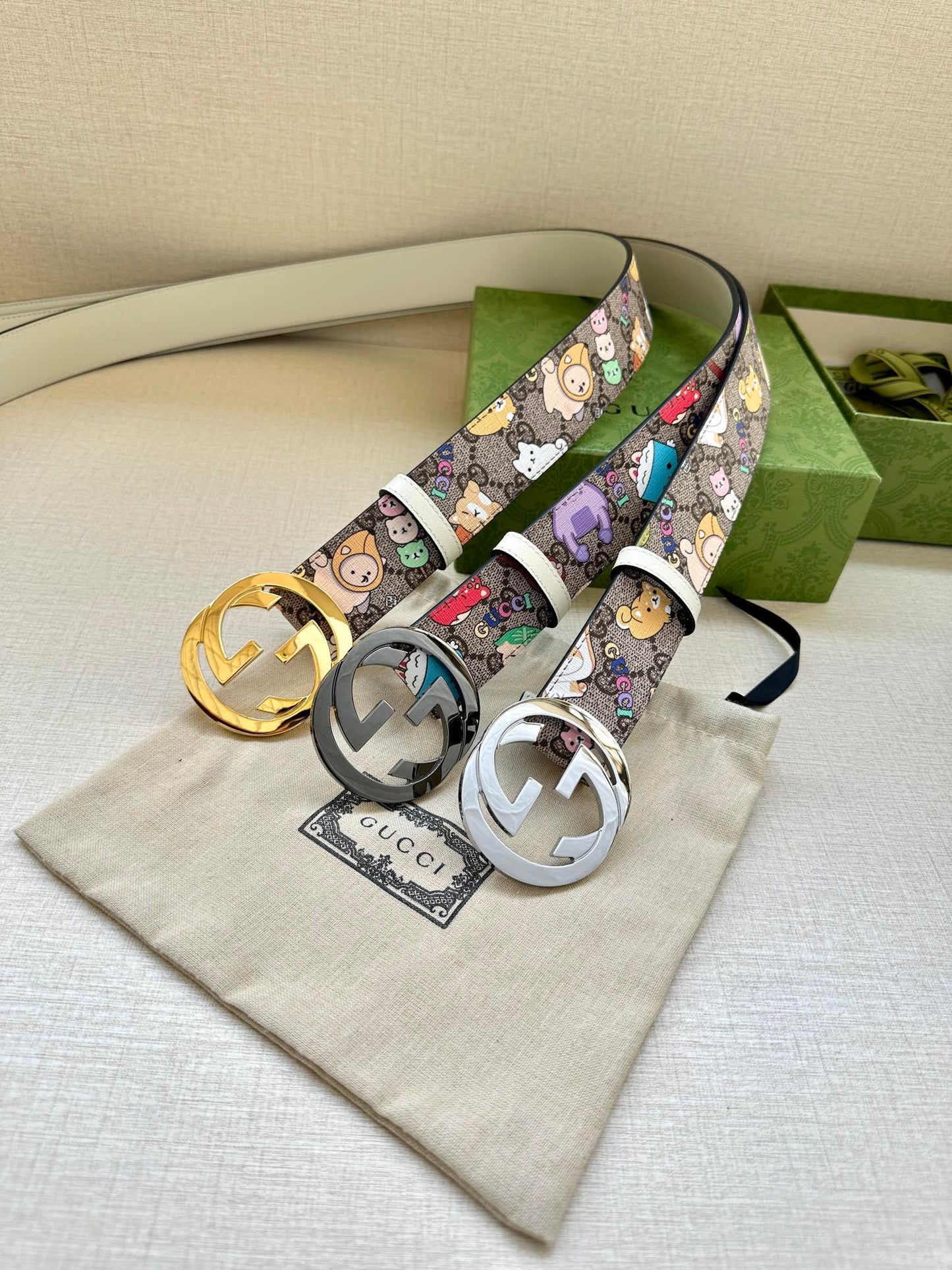 155RB208PDE Stylish  High quality belt With full package