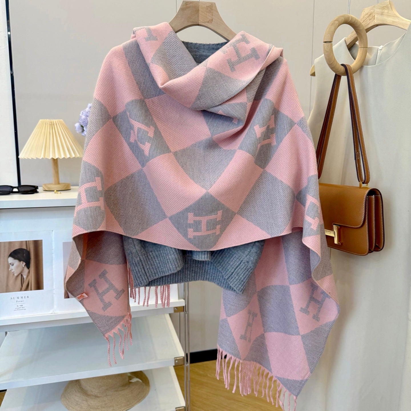185ZH36WDE Stylish Winter Scarves